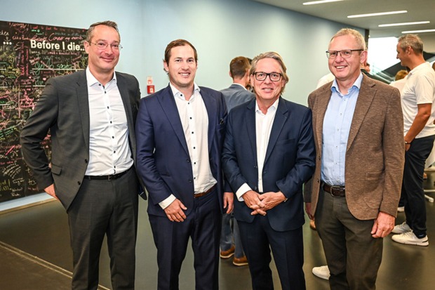 Graham Fitz (Hypo), Lukas und Christoph Wirnsperger (W &amp; L Asset Management) und Jürgen Paulitsch (Hypo) (v. li.)