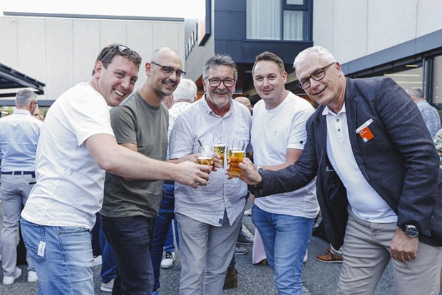 Raphael Höpli (Näf Inst. AG), Roger  Kradolfer (Amstein u. Walthert AG), Fabian Näf (Näf Inst. AG), Paul Eggmann (Haustechnik Plan b AG), Heinz Baumann (Inhaus)