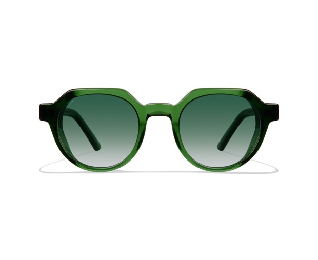 Eine Sonnenbrille mit grünem Rahmen