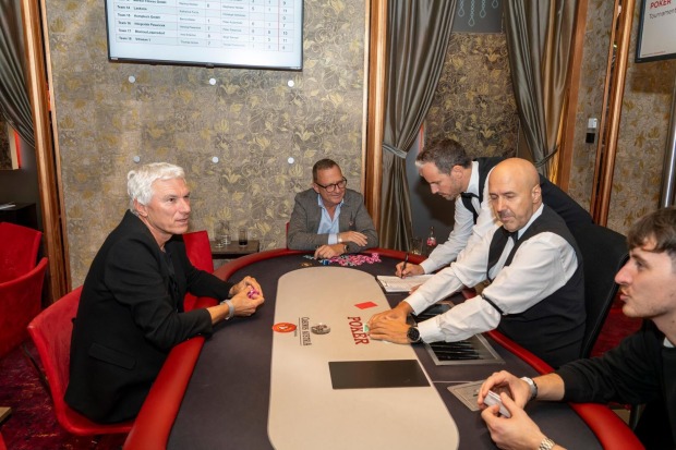 Menschen im Casino