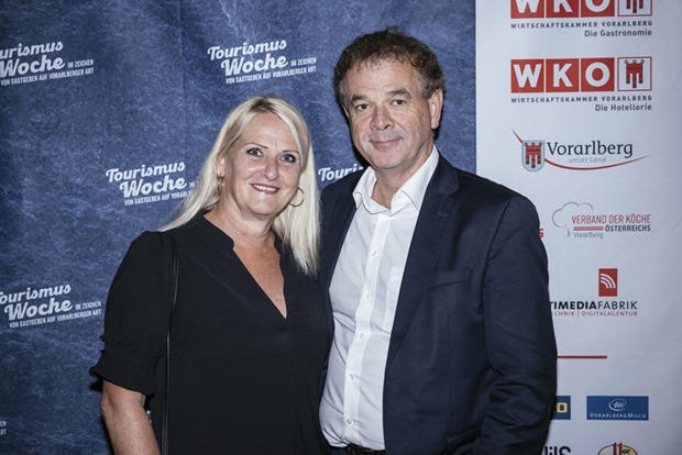 Barbara Ganahl &amp; Christoph Jenny (Direktor WKV)