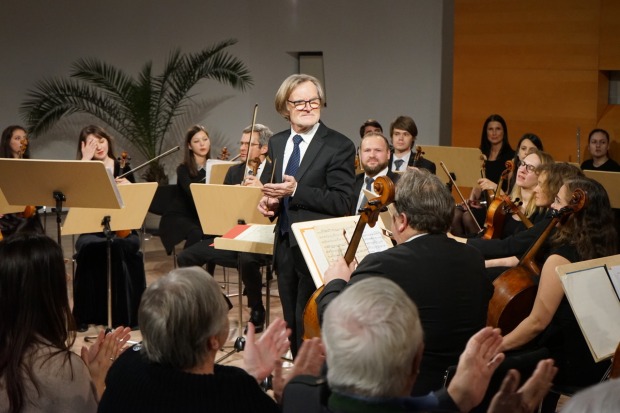 Ein Orchester