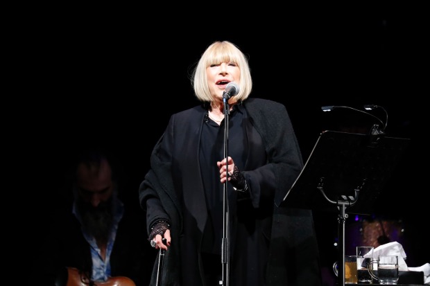 Marianne Faithfull auf der Bühne 2016.