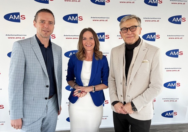AK-Präsident Peter Eder, AMS-Landesgeschäftsführerin Jacqueline Beyer und WKS-Präsident Peter Buchmüller.