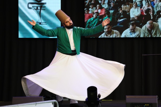 Die Derwisch-Tanzvorführung (Sema) bot einen eindrucksvollen Einblick in die spirituelle Tiefe der türkischen Kultur.