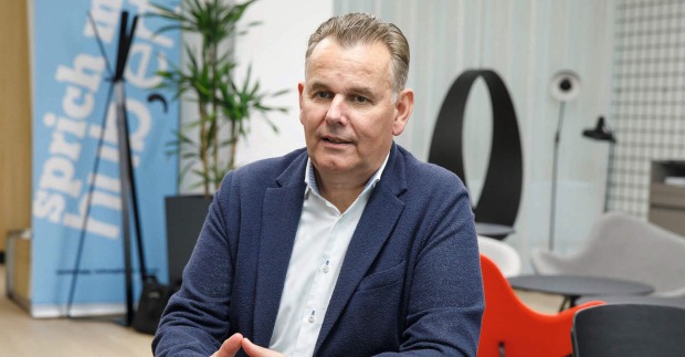 Robert Oberfrank (65) leitet die Bezirksstelle Gmunden der Wirtschaftskammer.
