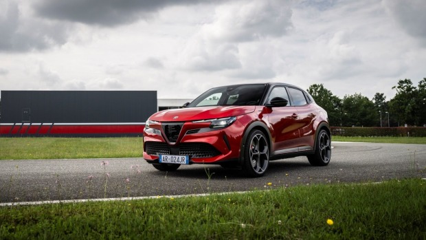 Alfas neue mit Elektroantrieb und als Verbrenner - der Junior