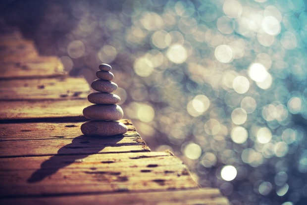 Kleiner Turm aus Steinen | Credit: iStock.com/Anna_Om