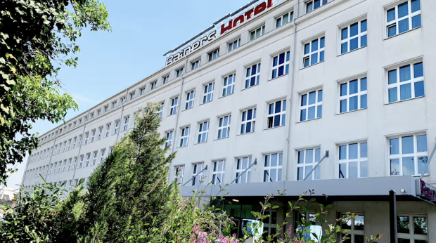 Außenansicht der Hotelfassade