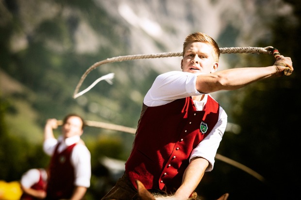 Jungbauer beim Peitschenknallen | Credit: SalzburgerLand Tourismus