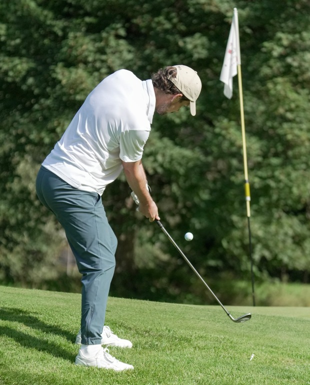Golfer beim Abschlag | Credit: Hilfswerk Salzburg