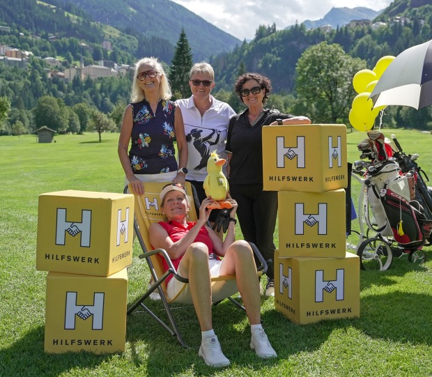 Teilnehmerinnen eines Golfturniers | Credit: Hilfswerk Salzburg