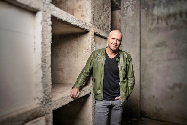 Bernhard Aichner