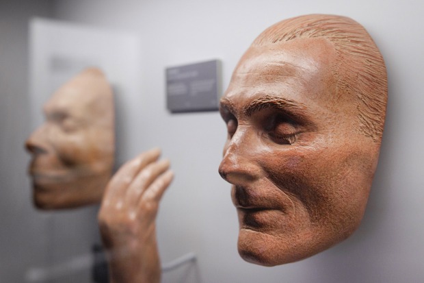 Totenmaske in Museum | Credit: Bestattung Wien/Harald Lachner