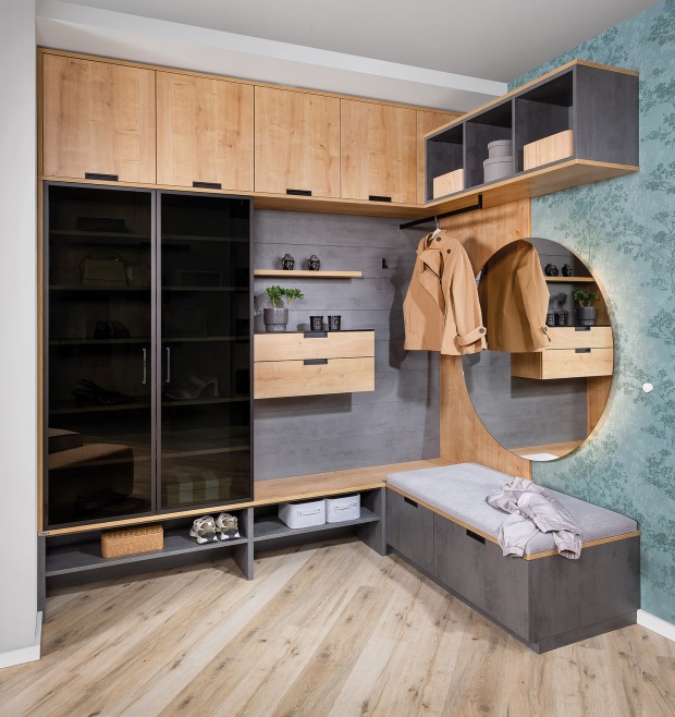 Moderne Garderobe mit Holzverkleidung | Credit: P.MAX