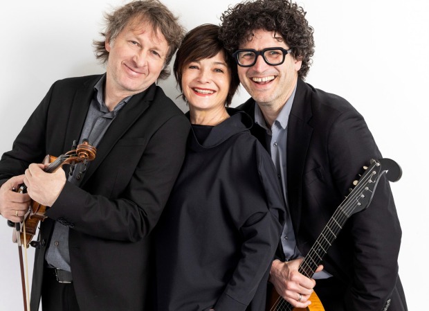 Katharina Stemberger und das Duo Die Strottern | Credit: Moritz Schell
