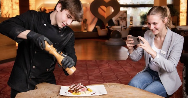 Lehrlinge in der Gastronomie | Credit: AI-generiert/Eurothermen