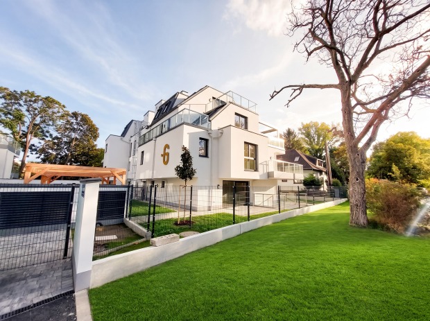 Modernes Wohnhaus in idyllischer Lage | Credit: AI-generiert/Echtfotos mit virtueller Möblierung/Glorit Bausysteme