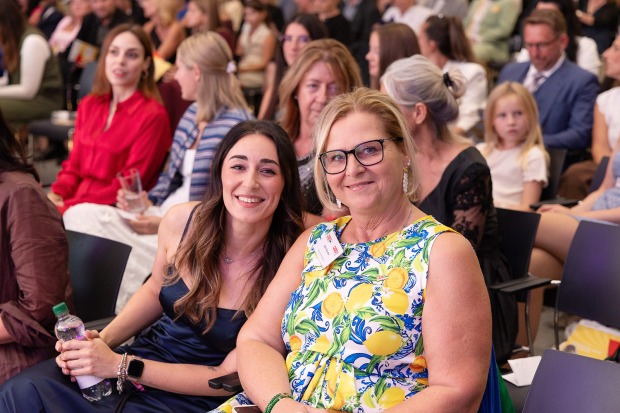 FiW-Geschäftsführerin Celina Dohr  und Edith Farcher | Credit: Klaus Morgenstern