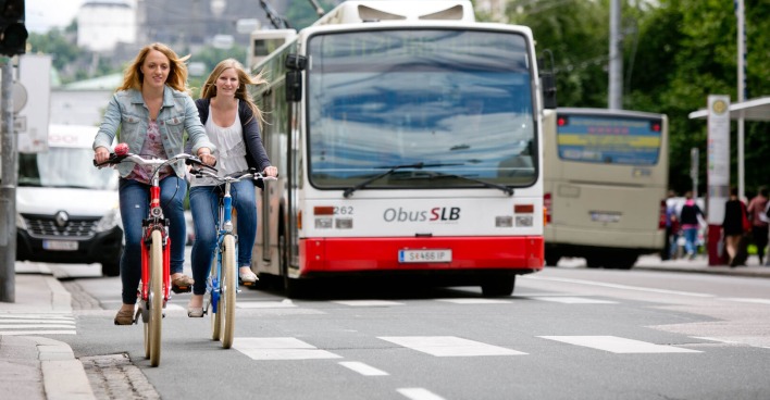Verkehr &amp; Nachhaltigkeit in Salzburg | Credit: wildbild