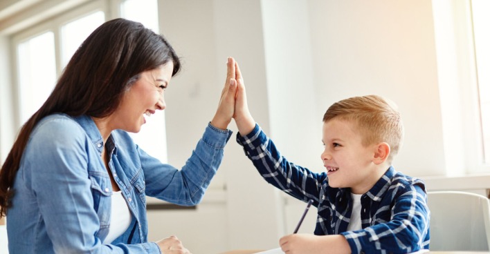 Für ein besseres Miteinander von Eltern &amp; Kindern | Credit: iStock.com/Paperkites
