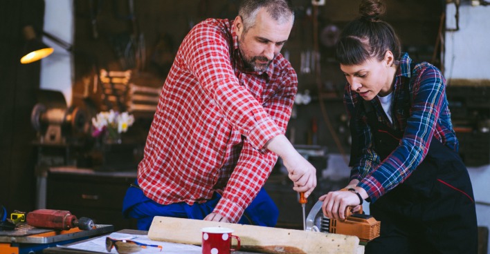 Mädchen bei der Ausbildung | Credit: iStock.com/Kosamtu