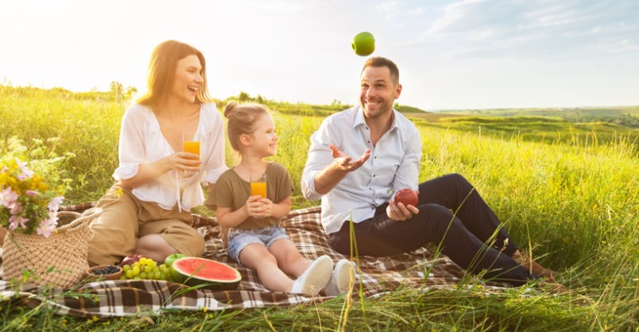 Picknick | Credit:  iStock.com/Prostock-Studio