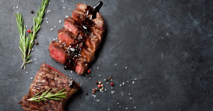 Gegrilltes Fleisch