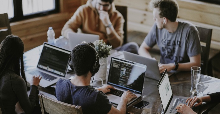 Millennials und Generation Z