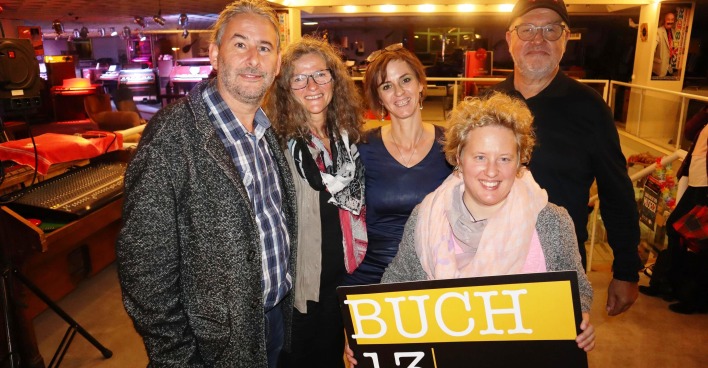 Das Buch13-Team