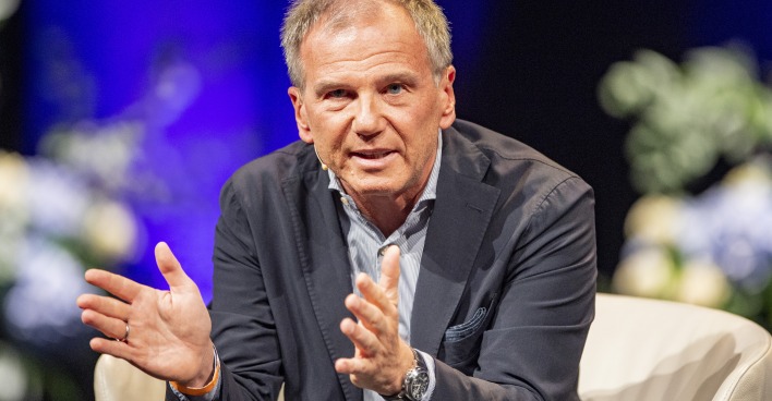 Armin Wolf hat sich mit Omikron infiziert