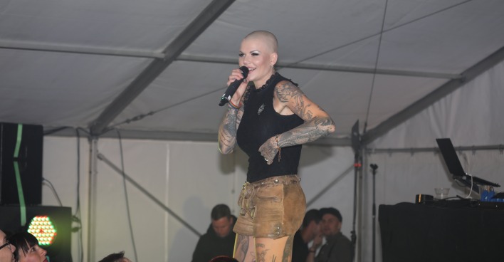 Melanie Müller auf der Bühne