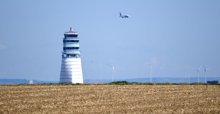 Flughafen Wien | Credit: ROLAND SCHLAGER / APA / picturedesk.com