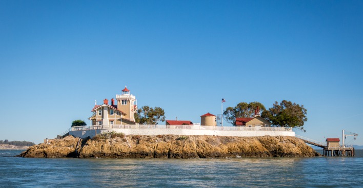 Mini-Insel vor San Francisco: East Brother | Credit: iStock.com/peterleabo