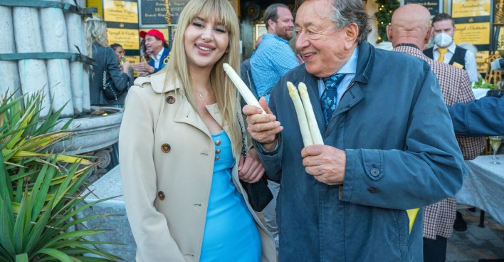 Richard Lugner und Miss Serbien