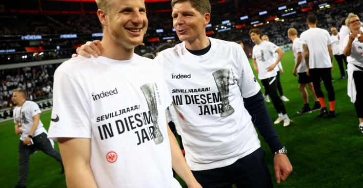 Martin Hinteregger und Trainer Oliver Glasner – die Frankfurter Erfolgsgaranten. | Credit: KAI PFAFFENBACH / REUTERS / picturedesk.com