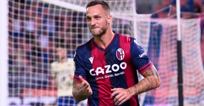 Marko Arnautovic bei einem Torjubel im Dress des FC Bologna.