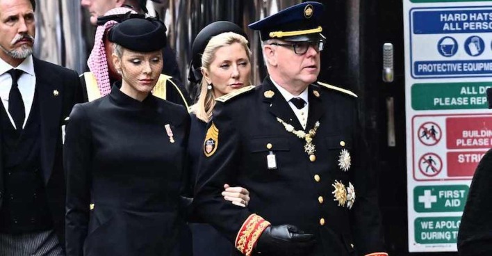 Fürstin Charlène und Fürst Albert von Monaco trauern um Queen | Credit: MARCO BERTORELLO / AFP / picturedesk.com