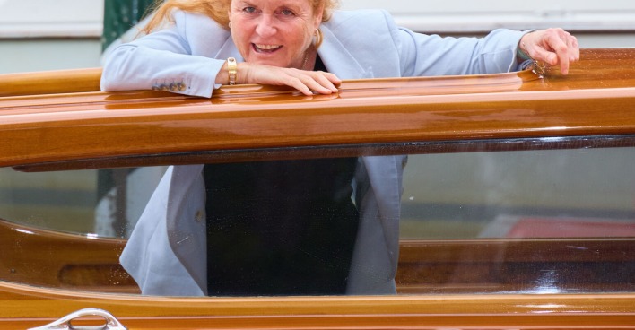 Sarah Ferguson auf einem Boot in Venedig