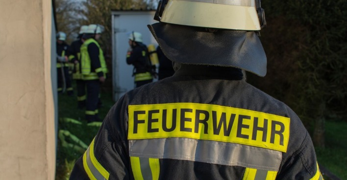 Feuerwehrmann im Einsatz | Credit: iStock.com/Tim Fuchs