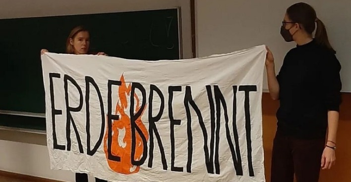 Aktivisten von „Erde brennt Graz“