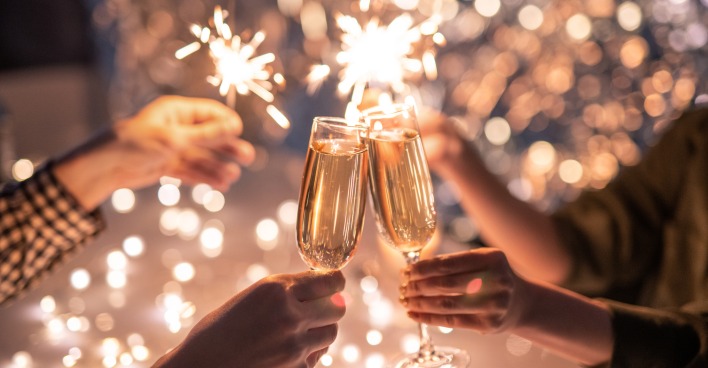 Sektgläser mit Sternspritzer