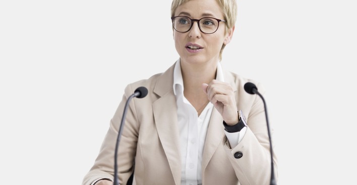 Doris Hummer