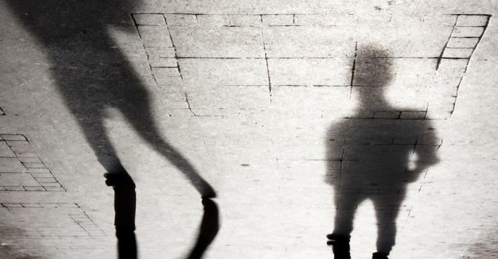 Zwei Schatten-Silhouetten