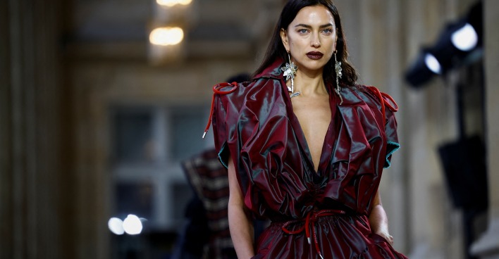 Supermodel Irina Shayk am Catwalk