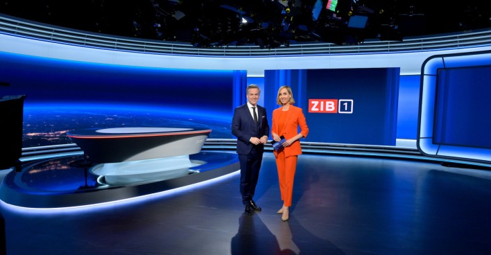 Die ZIB-Moderatoren Nadja Bernhard und Tarek Leitner im ORF-Studio.