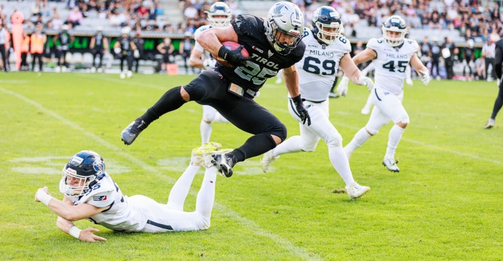 American Football Raiders Tirol gegen Milan Seaman