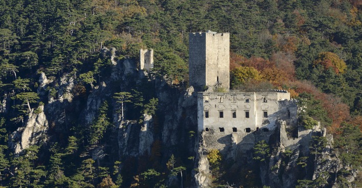 Burgruine Rauheneck | Credit: Christian Handl / imageBROKER / picturedesk.com