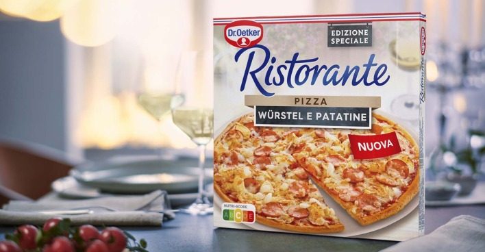 PR-Bild der neune Dr. Oetker Pizza-Kreation "Würstel e Patatine"