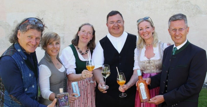 Gäste des Kräuter-Kirchtages